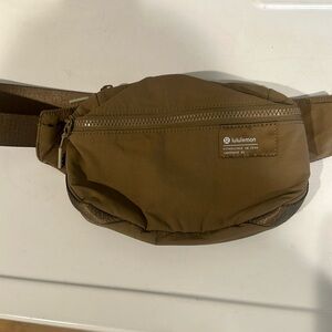 Gently Used Lululemon belt bag